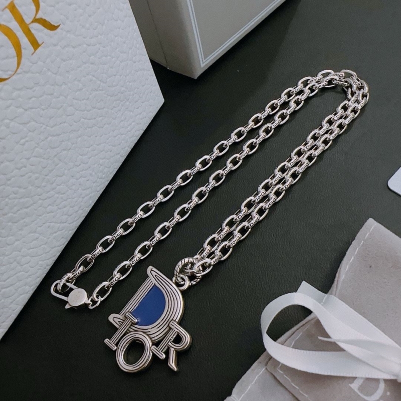 chr1st1an D10r necklaces